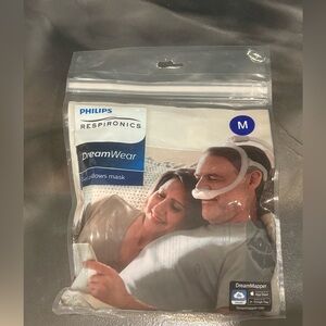 Philips Respironics DreamWear Gel Pillows Mask Sensitive Skin Silicone Allergy M
